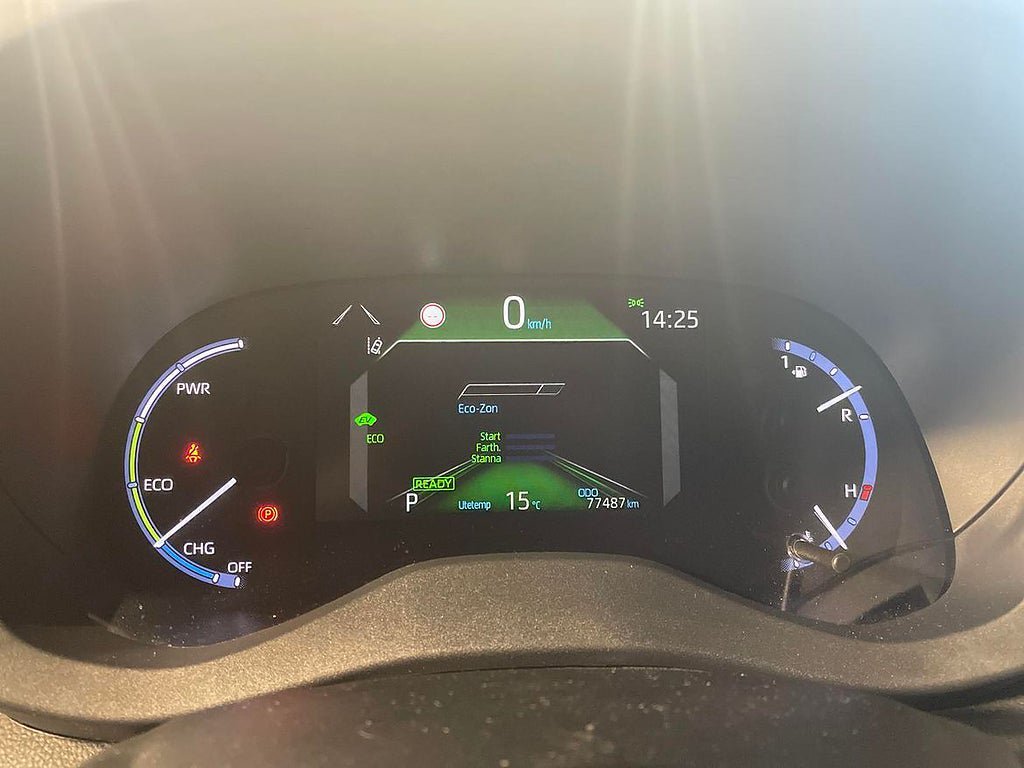 Vehicle Image 15