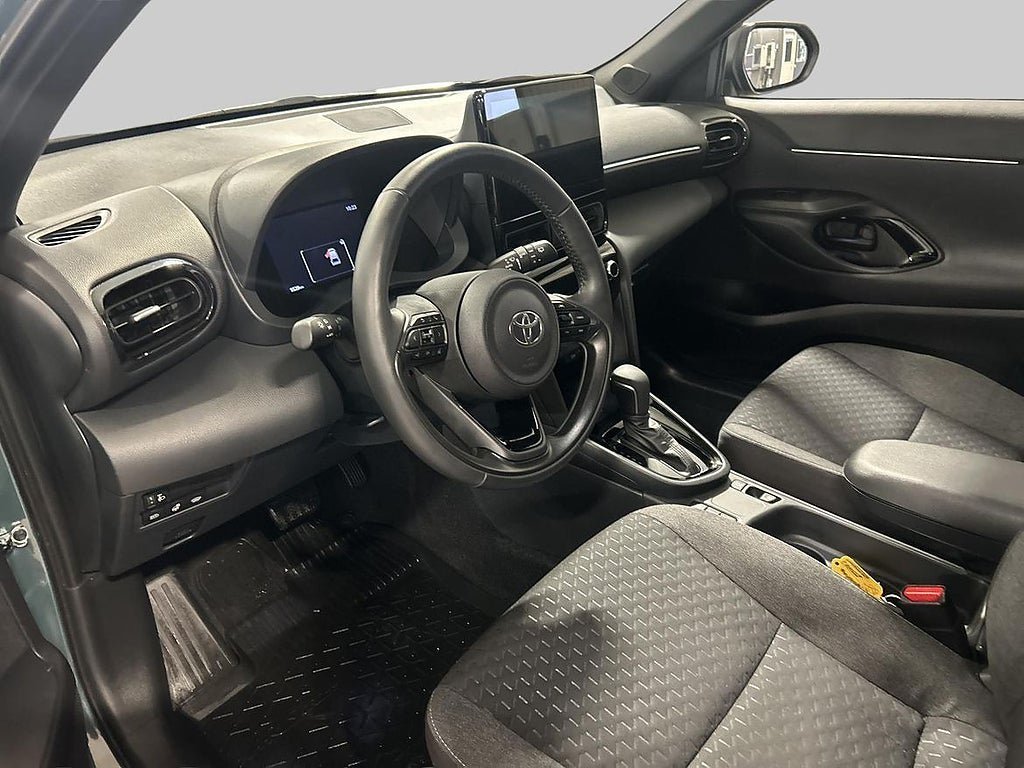 Vehicle Image 14