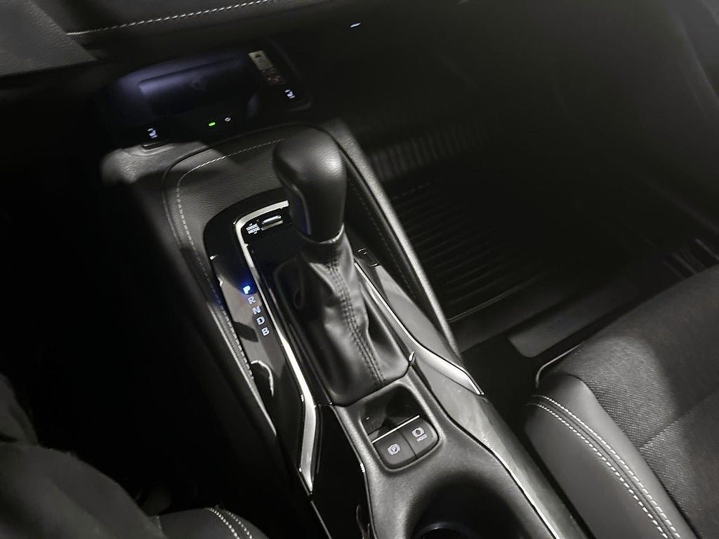 Vehicle Image 18