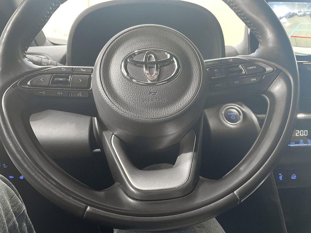 Vehicle Image 19