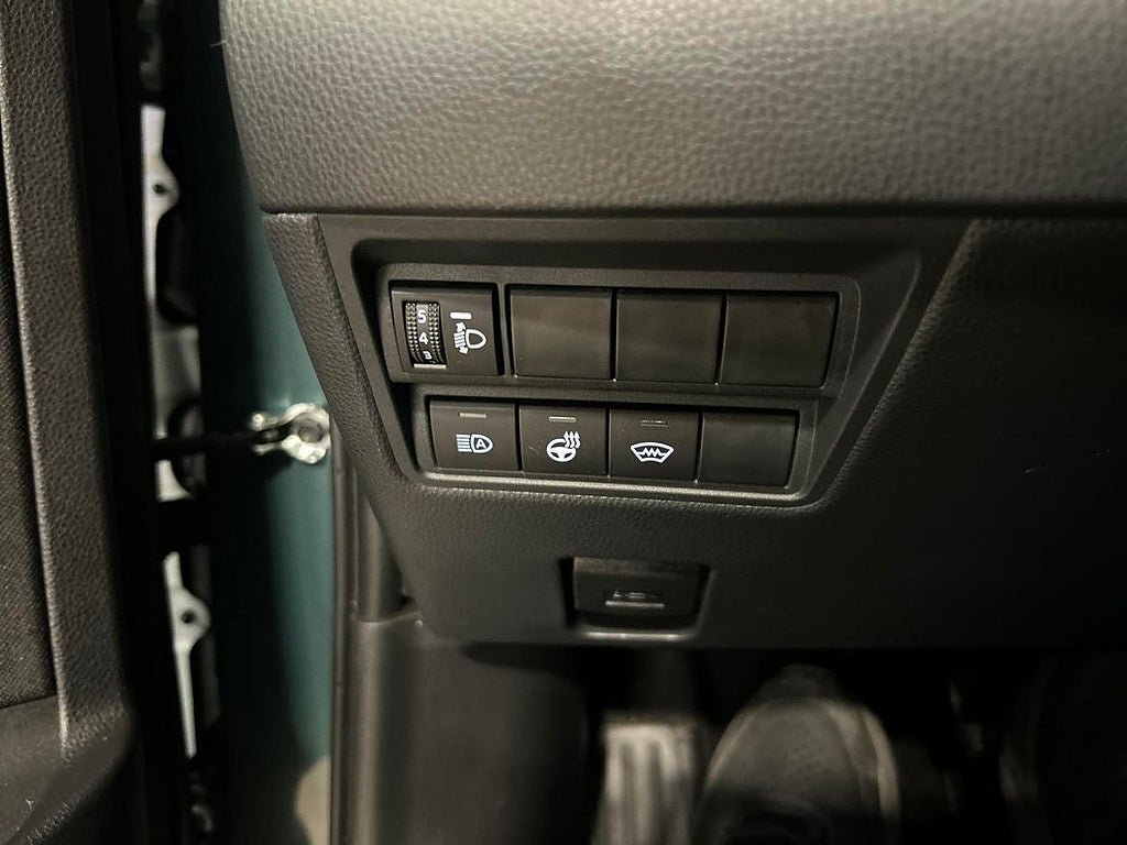 Vehicle Image 24