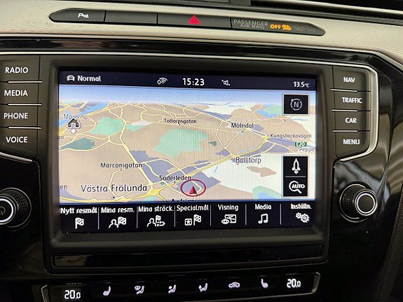 Vehicle Image 15