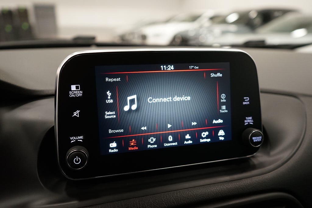 Vehicle Image 15