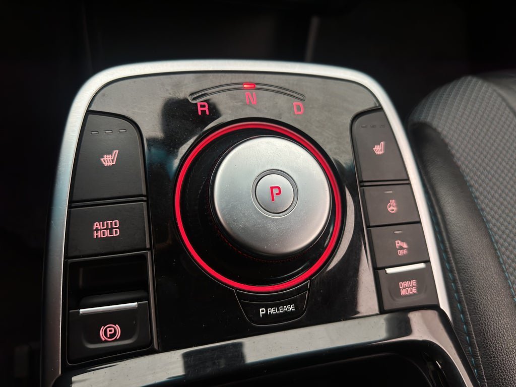 Vehicle Image 21