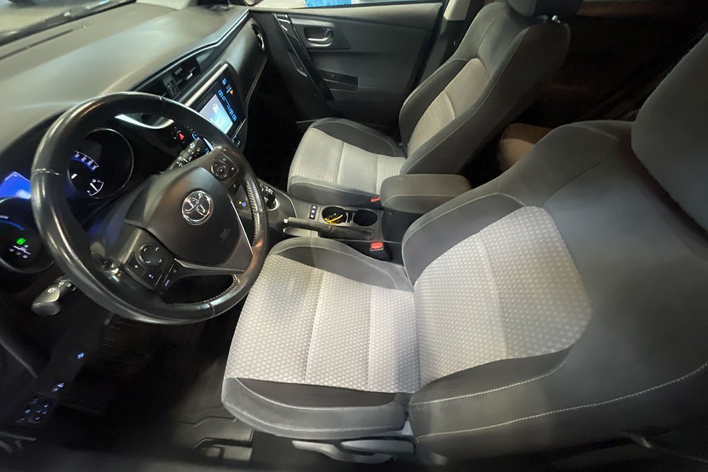 Vehicle Image 7