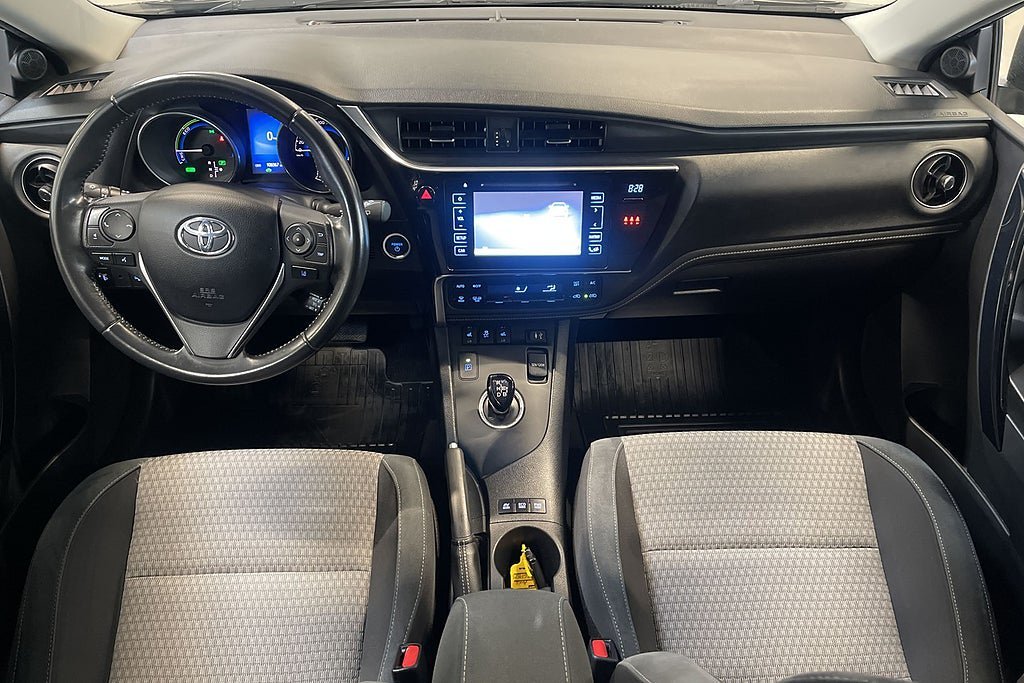 Vehicle Image 10