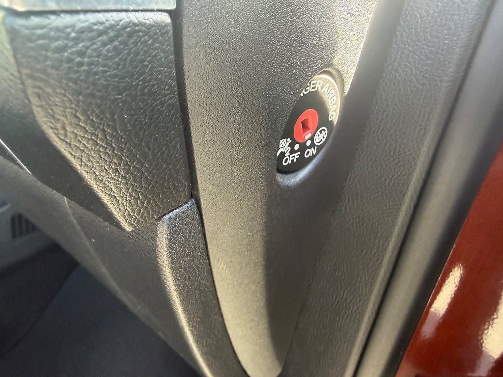 Vehicle Image 24