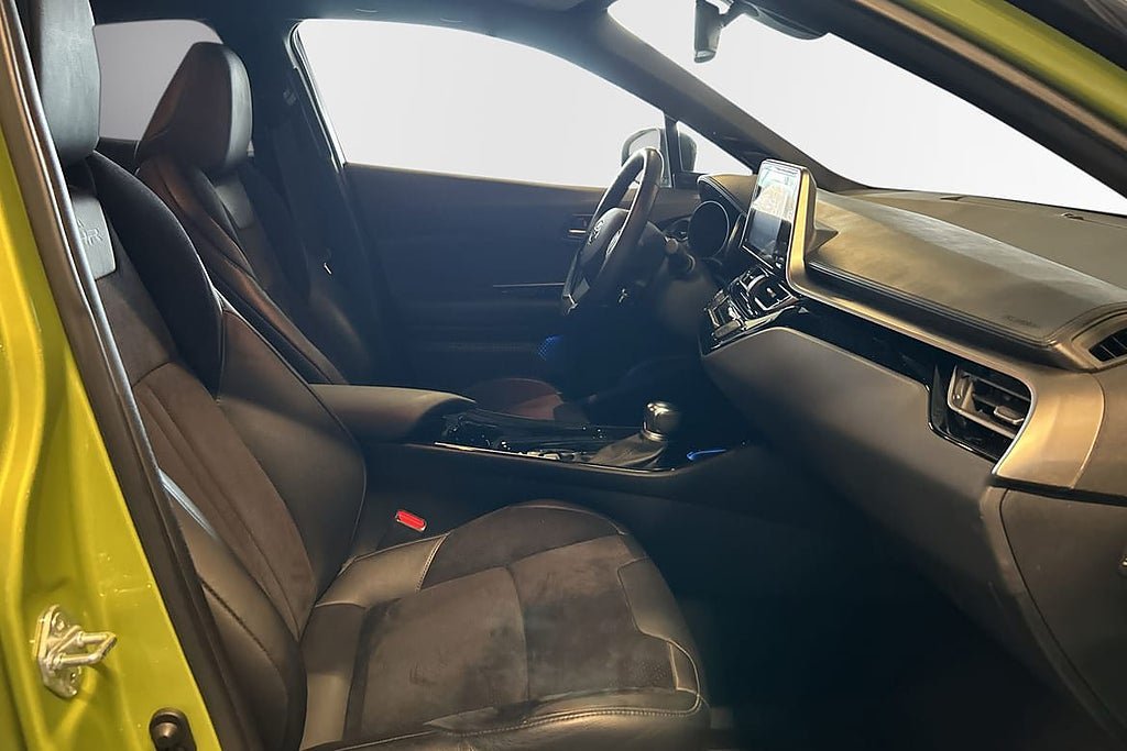 Vehicle Image 7
