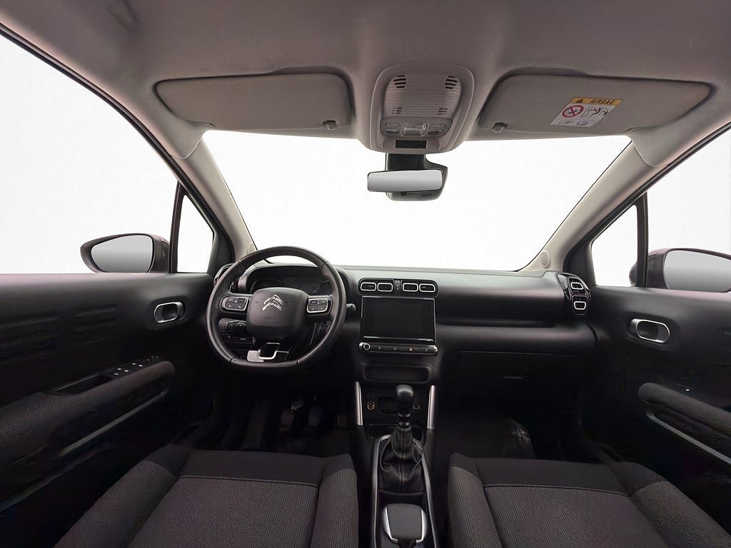 Vehicle Image 11