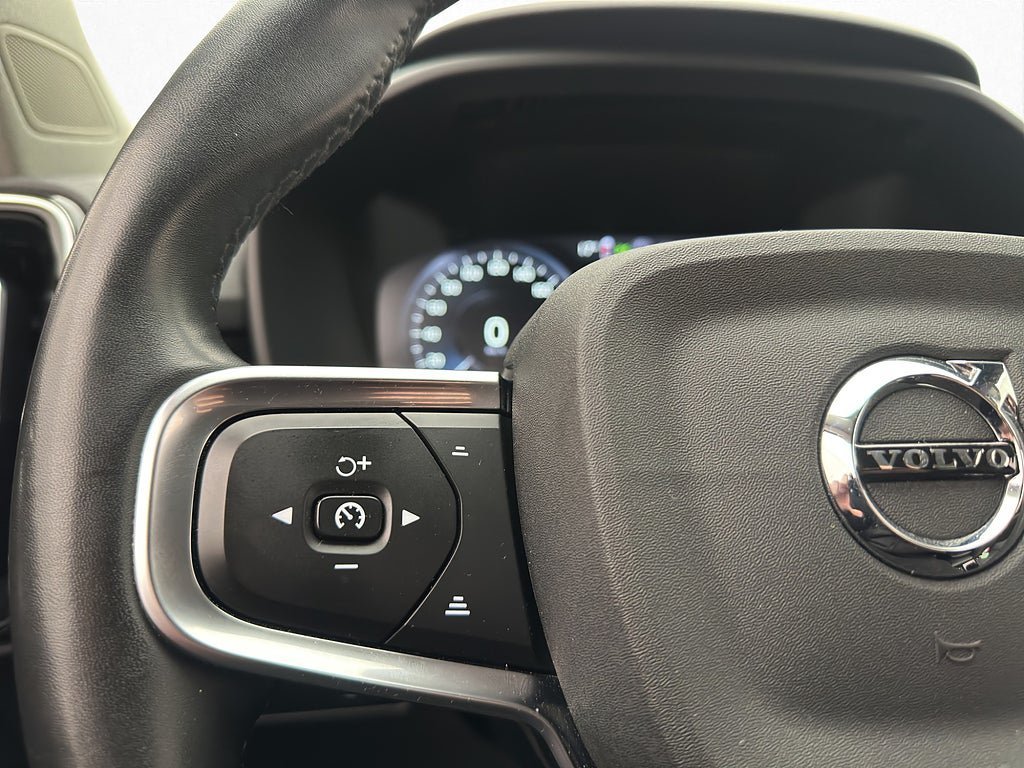 Vehicle Image 29