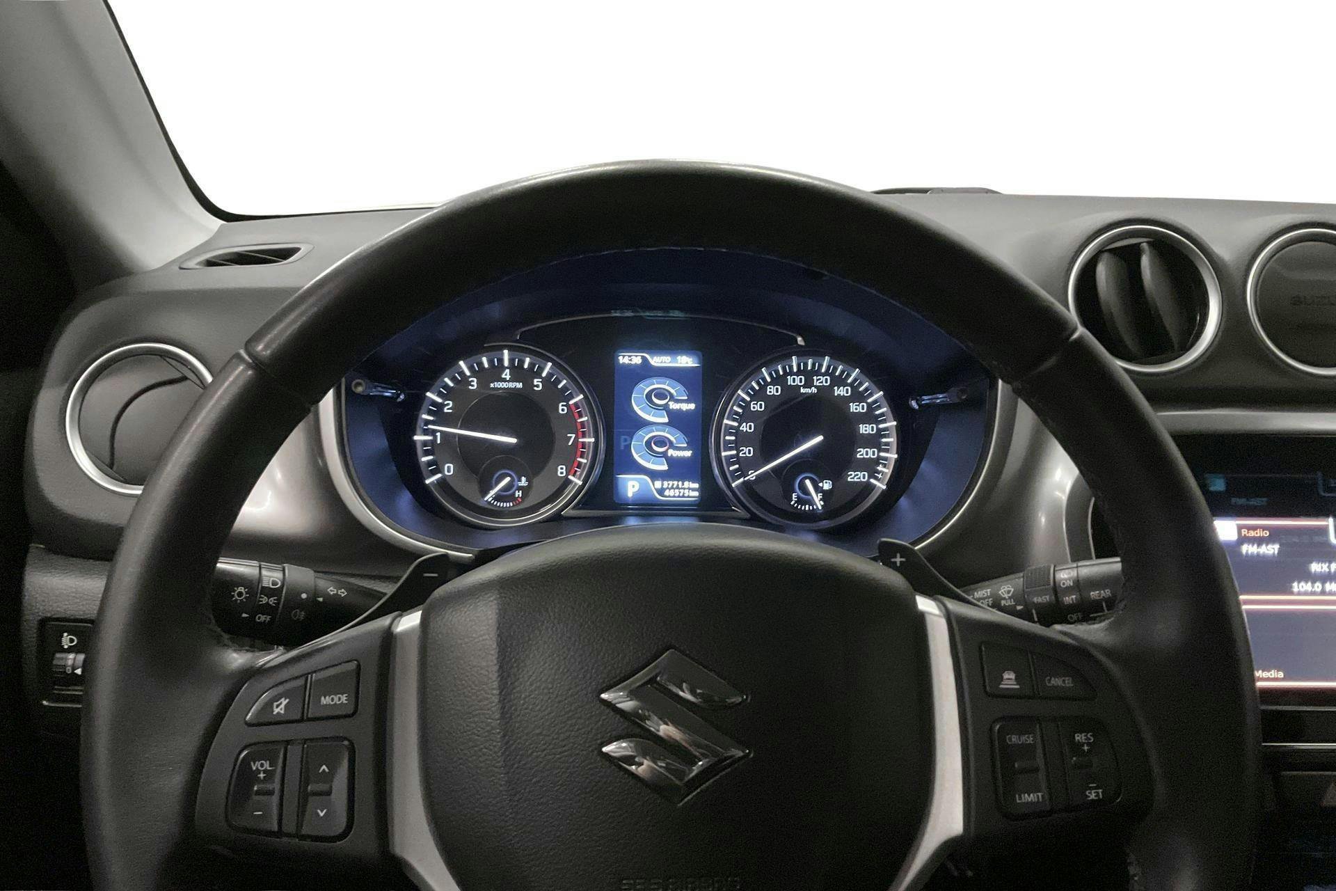 Vehicle Image 10