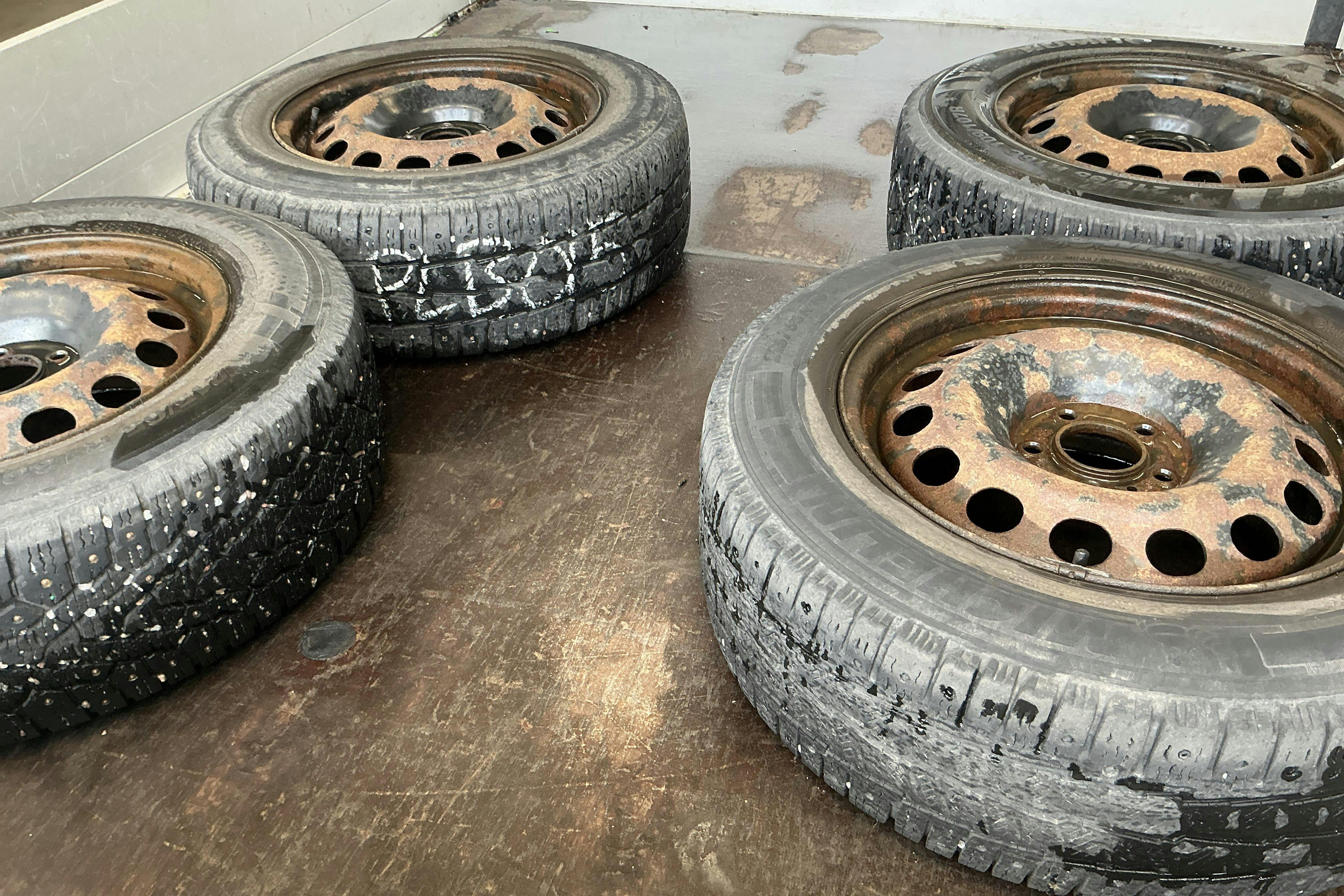 Vehicle Image 13