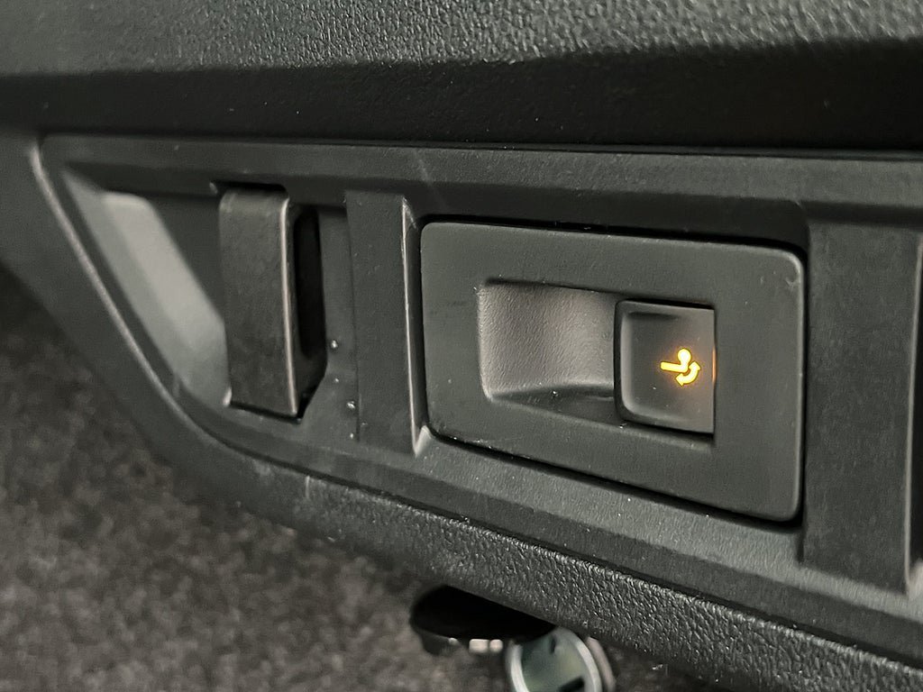 Vehicle Image 27