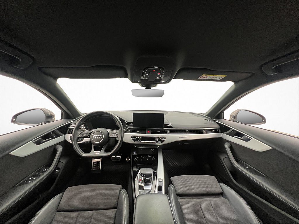 Vehicle Image 26