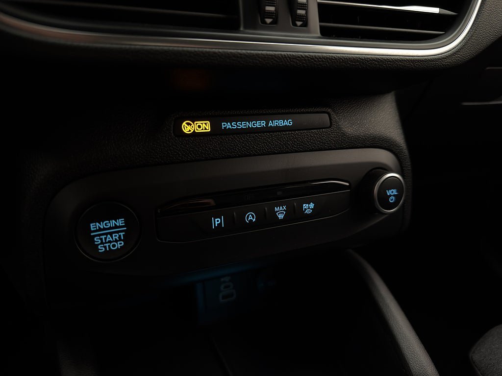 Vehicle Image 24