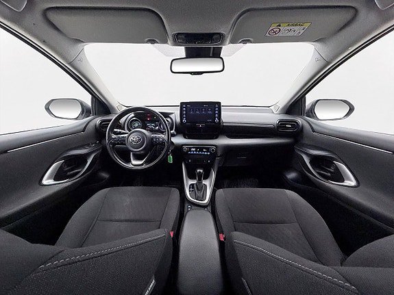 Vehicle Image 15