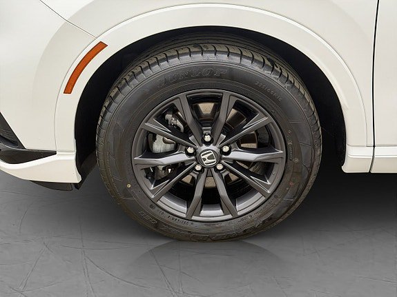 Vehicle Image 26