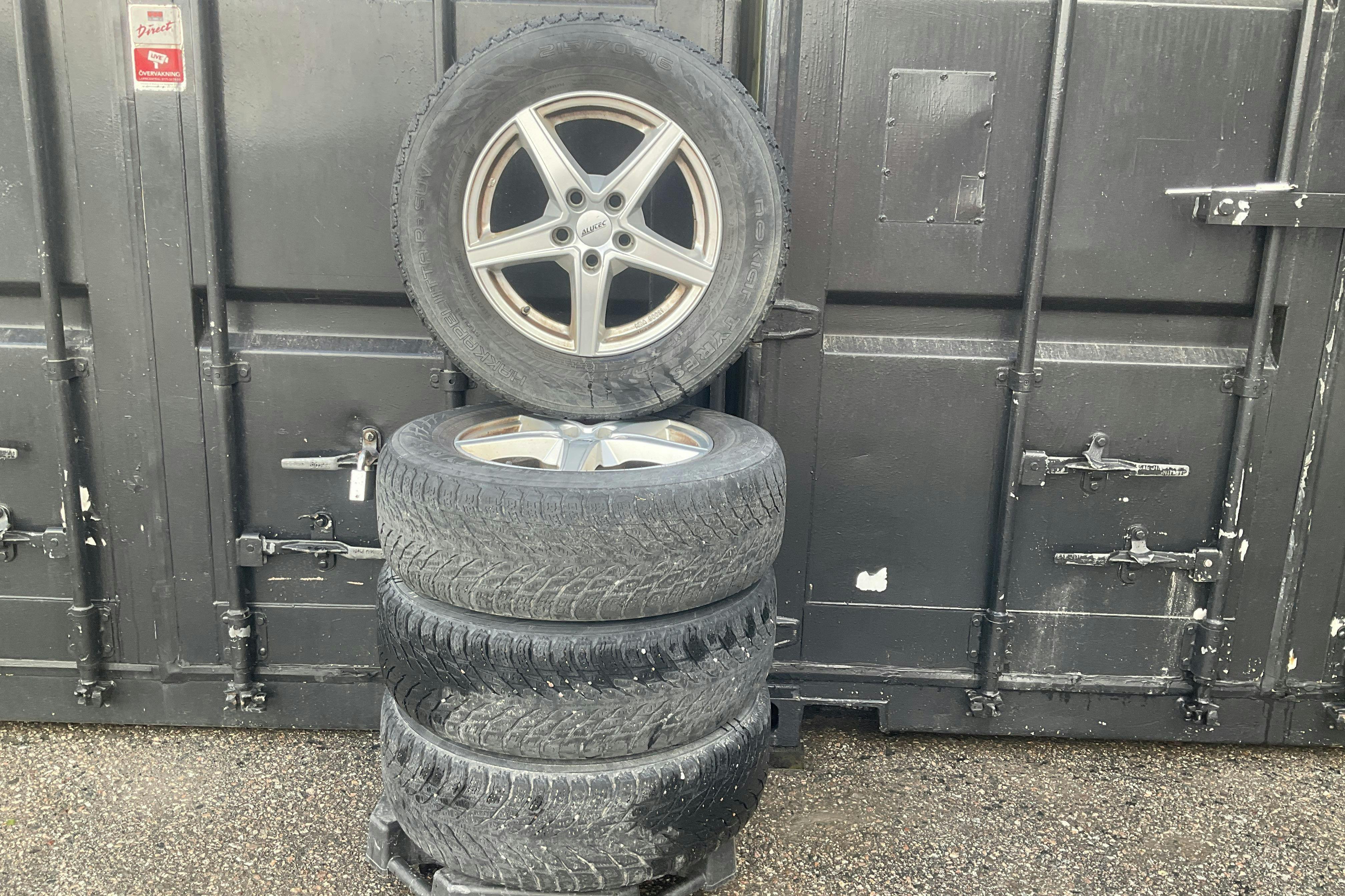 Vehicle Image 17