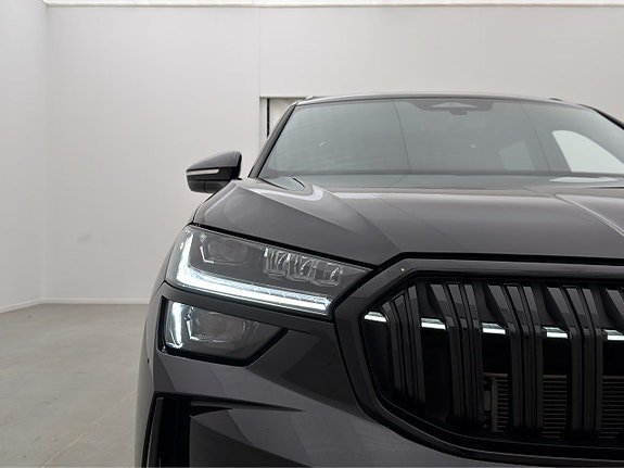 Vehicle Image 35