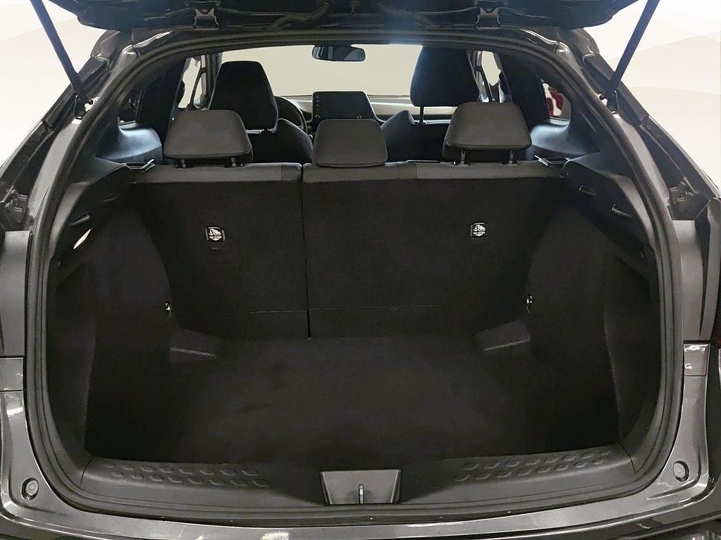 Vehicle Image 13