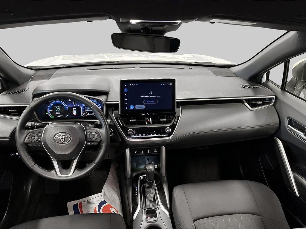 Vehicle Image 12