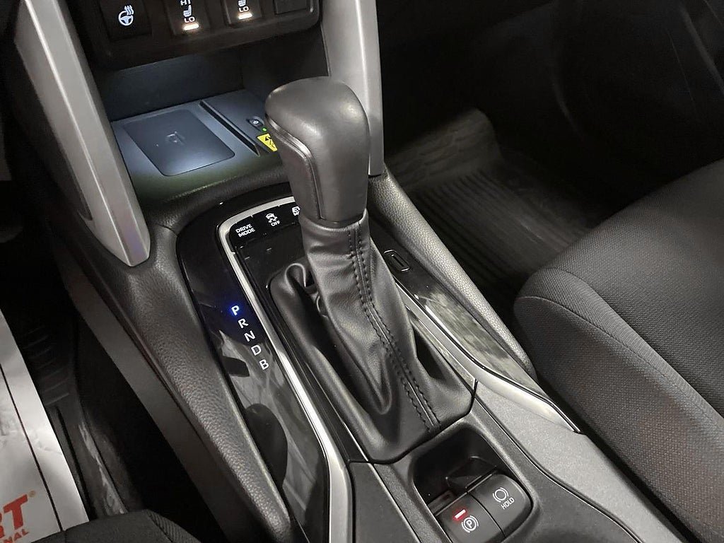 Vehicle Image 18