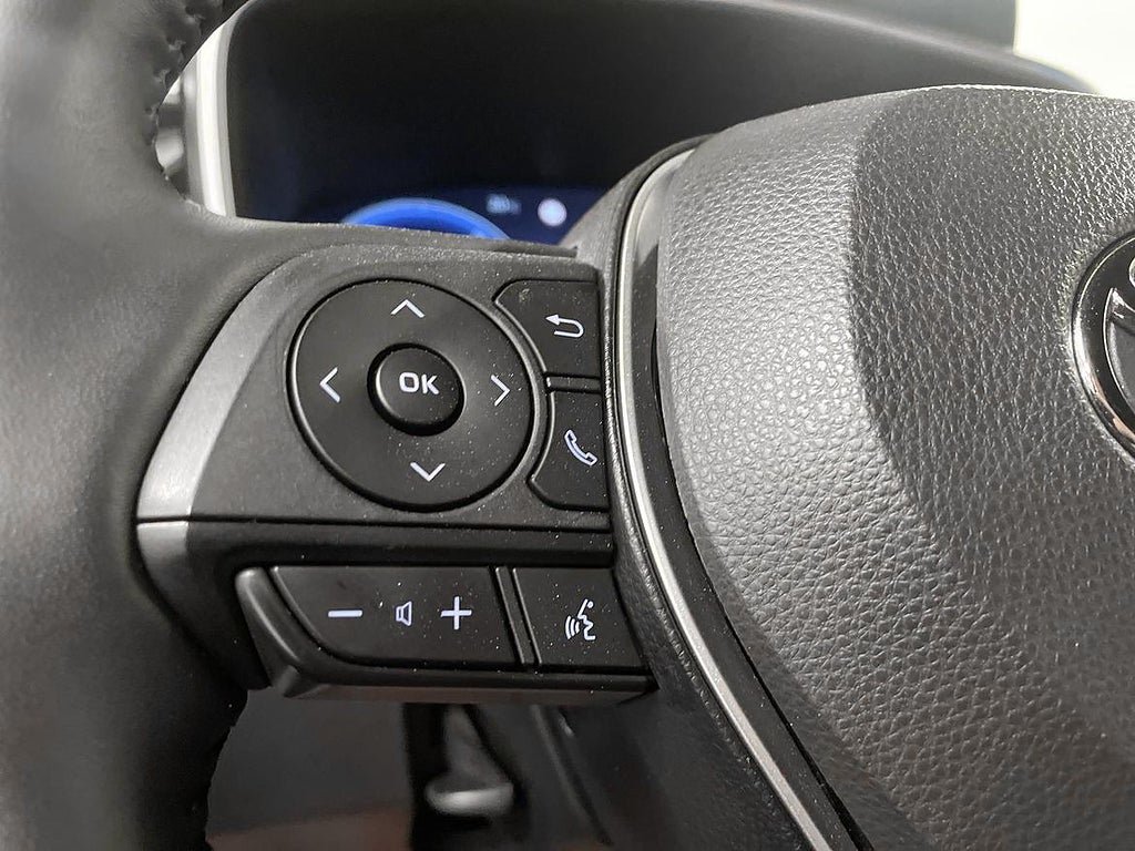 Vehicle Image 23