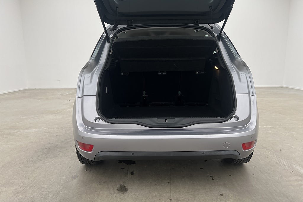 Vehicle Image 19