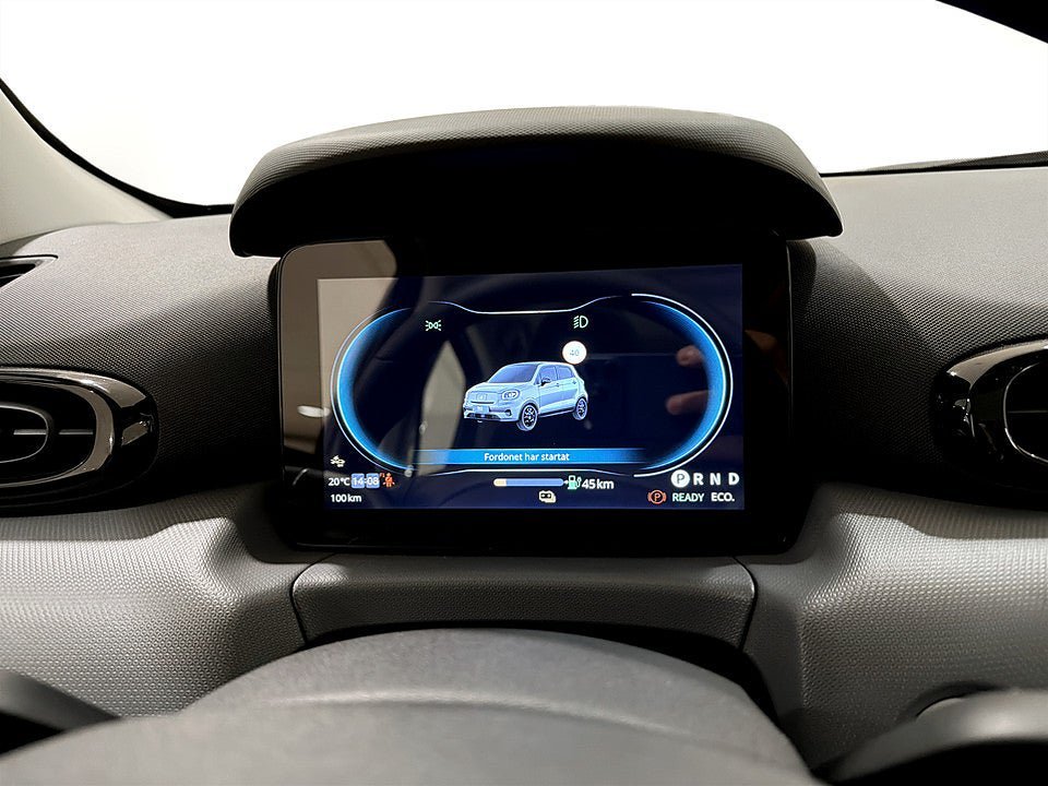 Vehicle Image 10