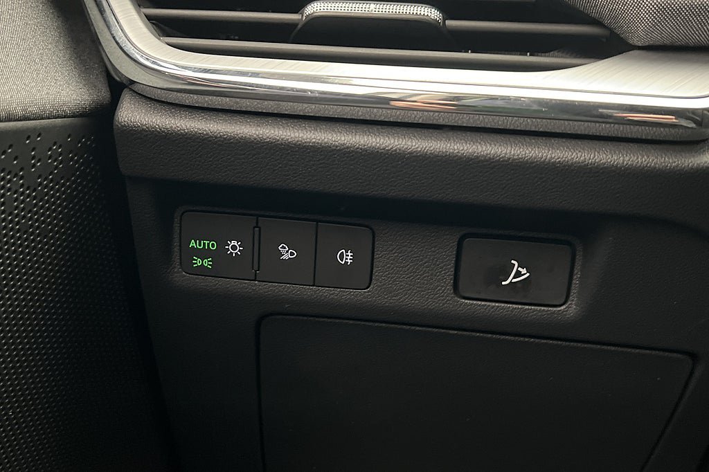 Vehicle Image 27