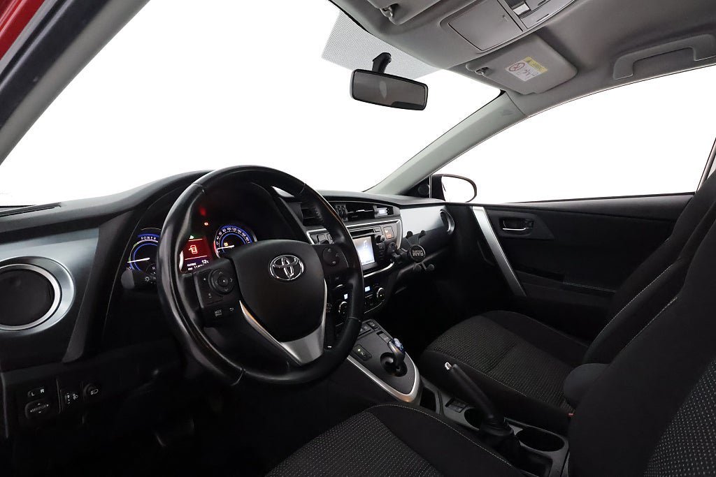 Vehicle Image 12