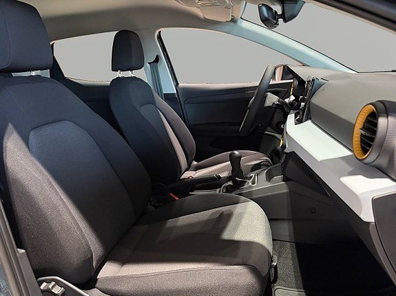 Vehicle Image 14