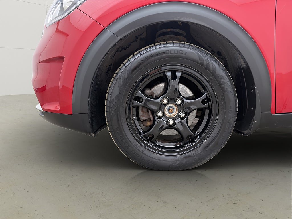 Vehicle Image 33