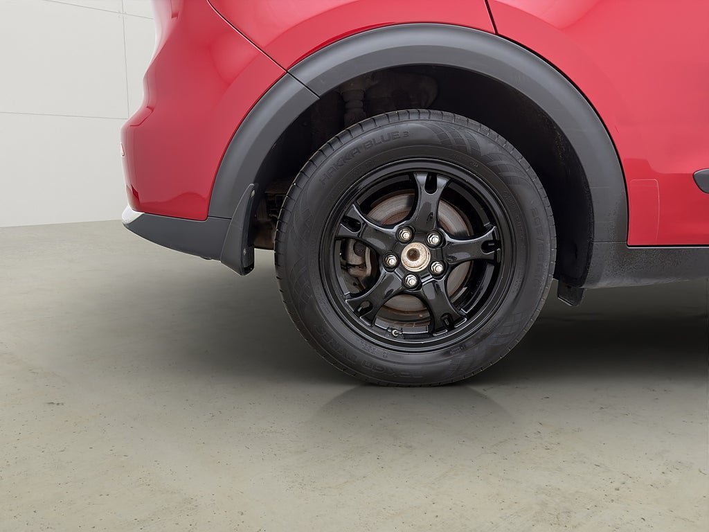 Vehicle Image 35