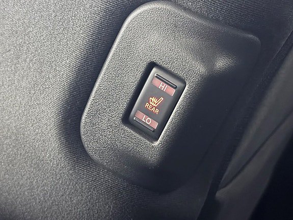 Vehicle Image 26