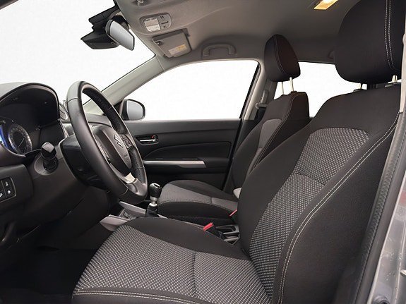 Vehicle Image 12