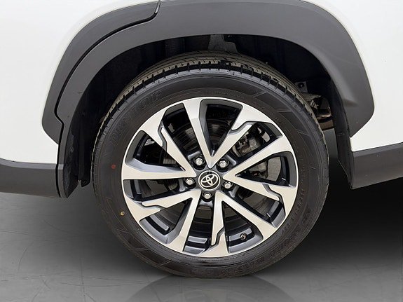 Vehicle Image 30