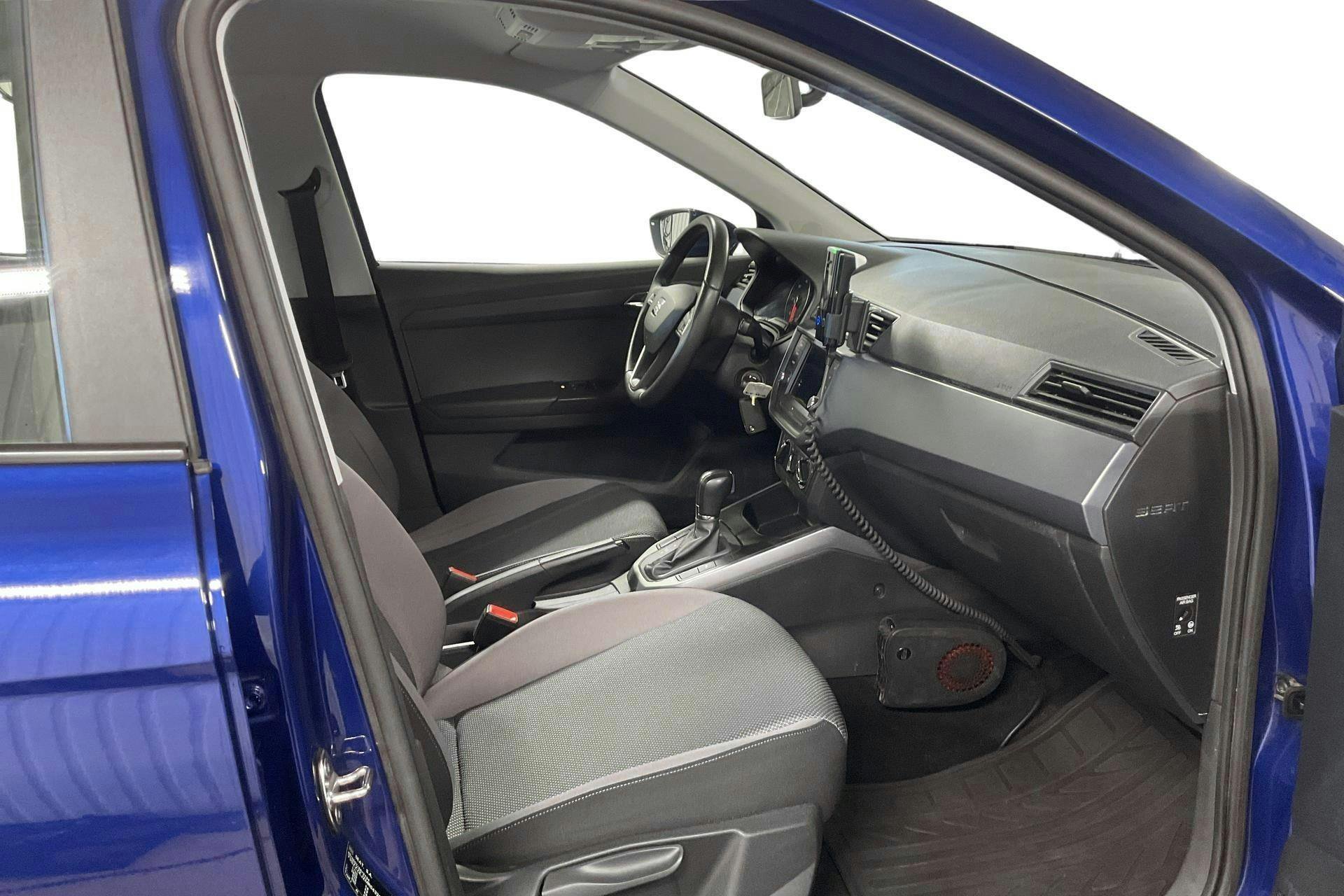 Vehicle Image 7