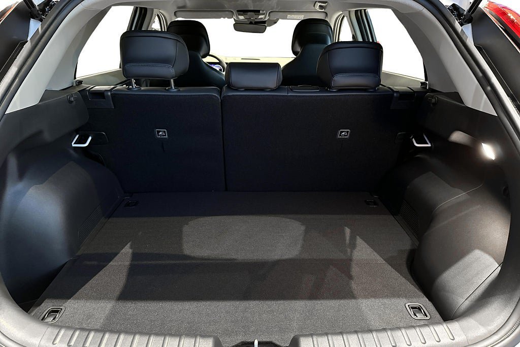 Vehicle Image 16