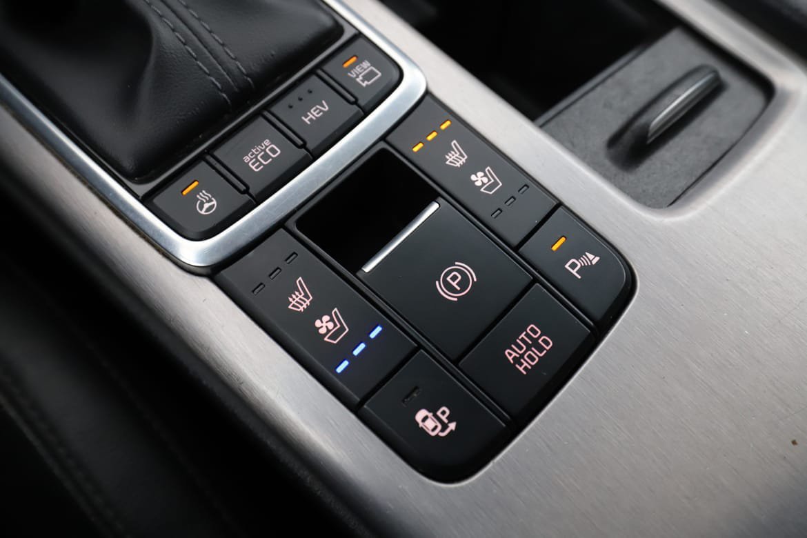 Vehicle Image 35