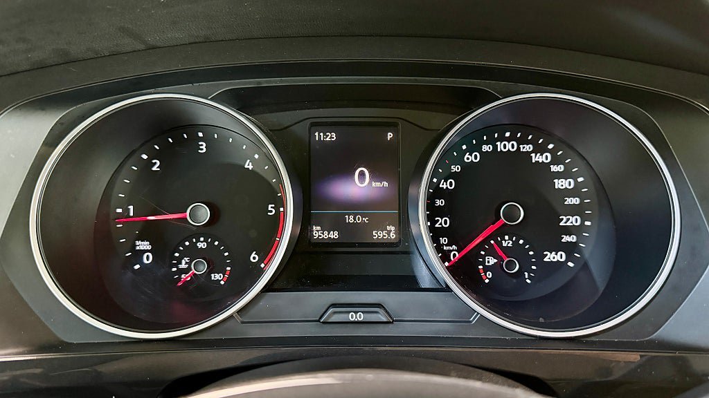 Vehicle Image 18