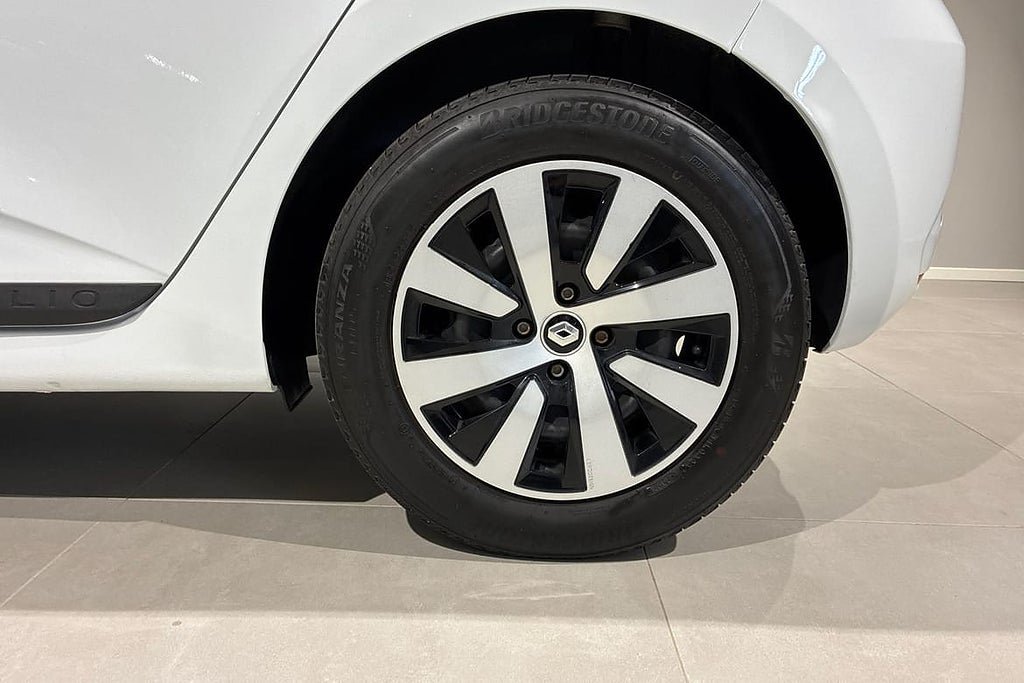Vehicle Image 20