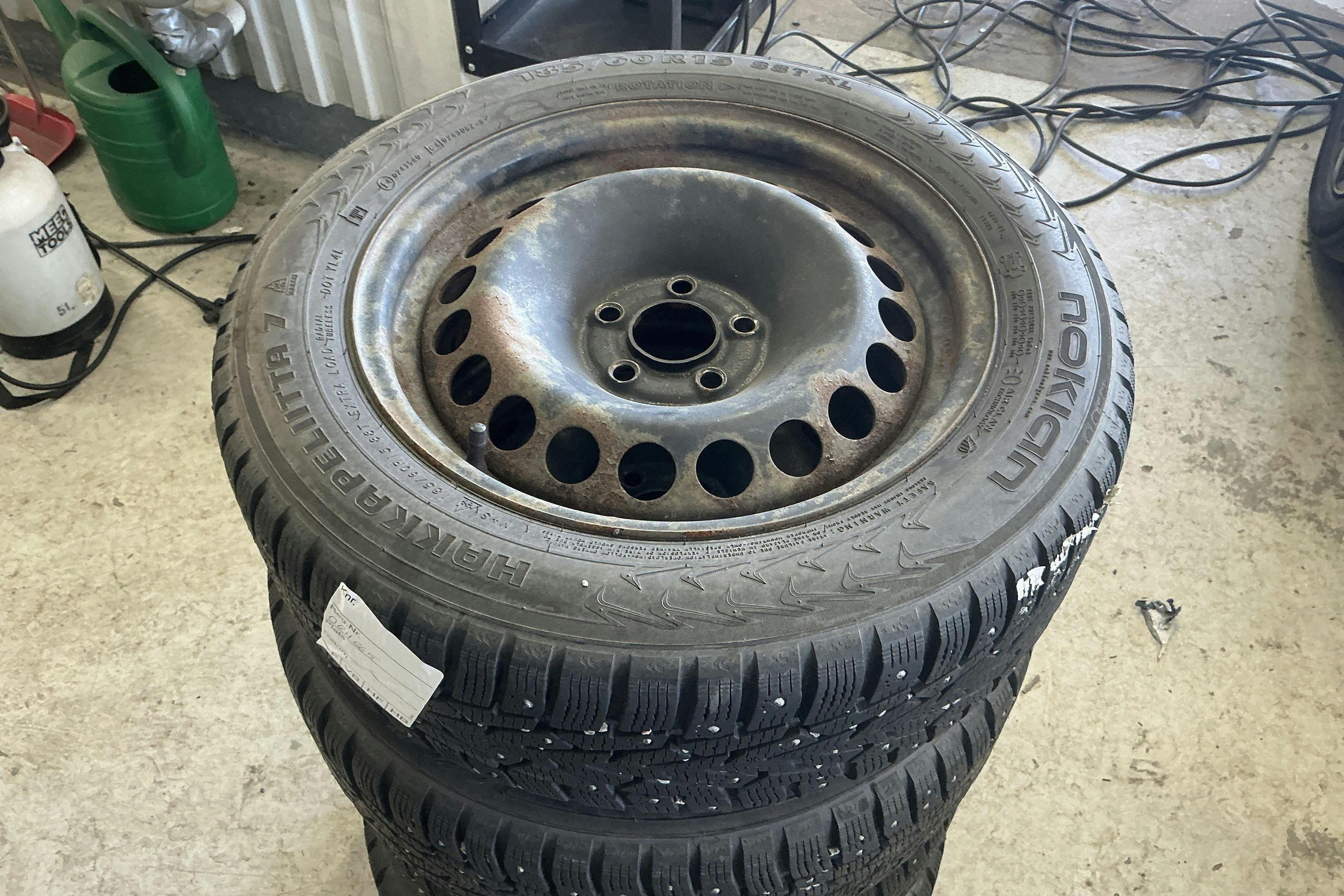 Vehicle Image 11