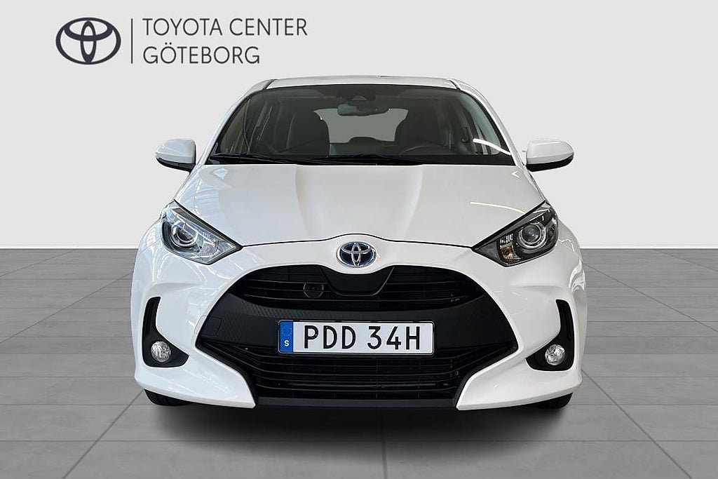 Vehicle Image 8