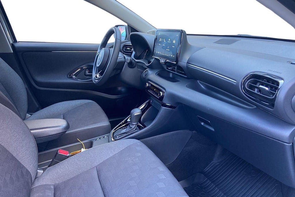 Vehicle Image 7