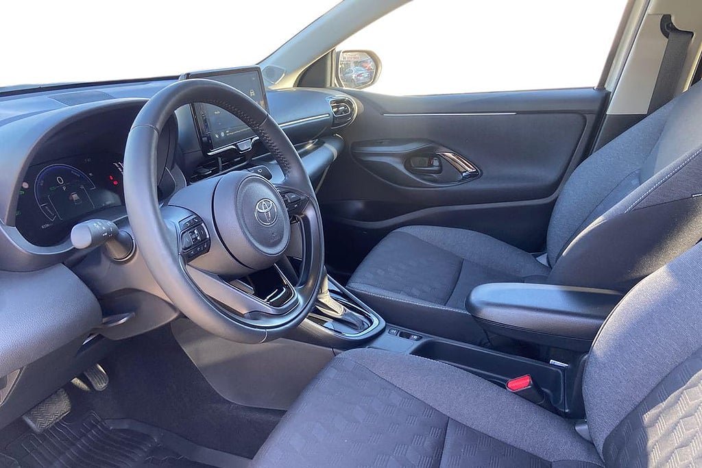 Vehicle Image 14