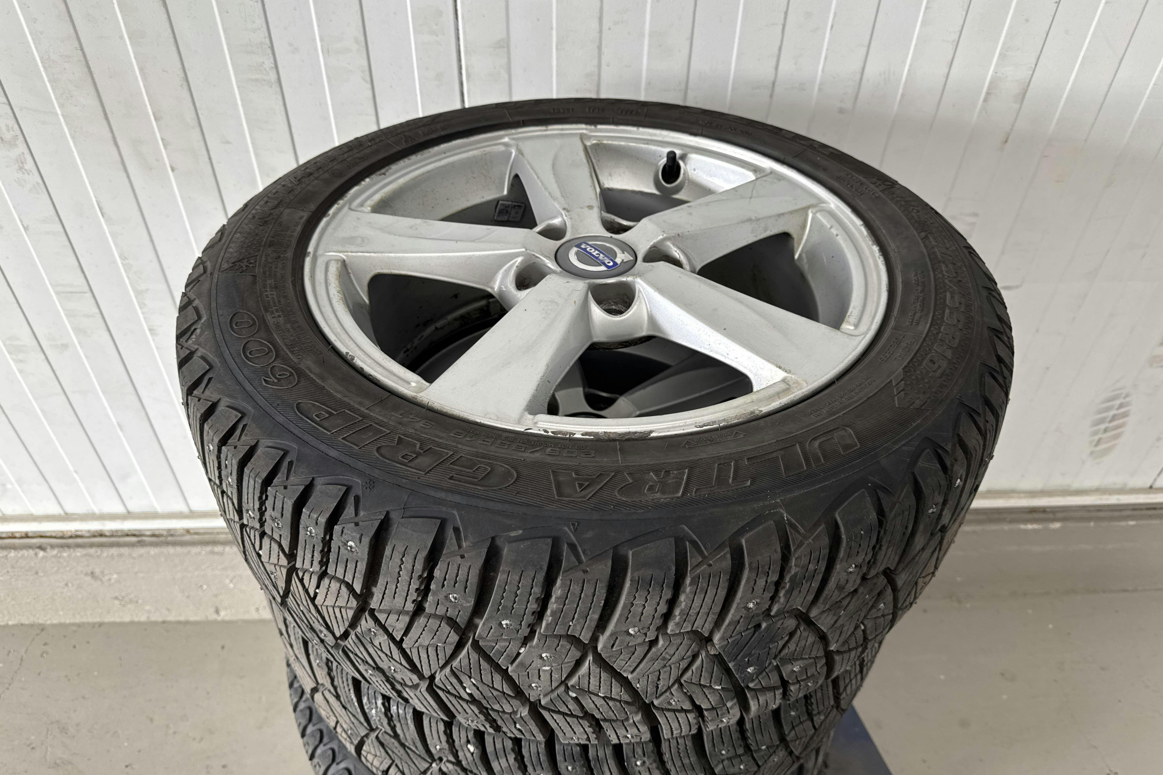 Vehicle Image 11