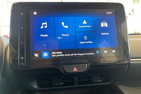 Vehicle Image 15