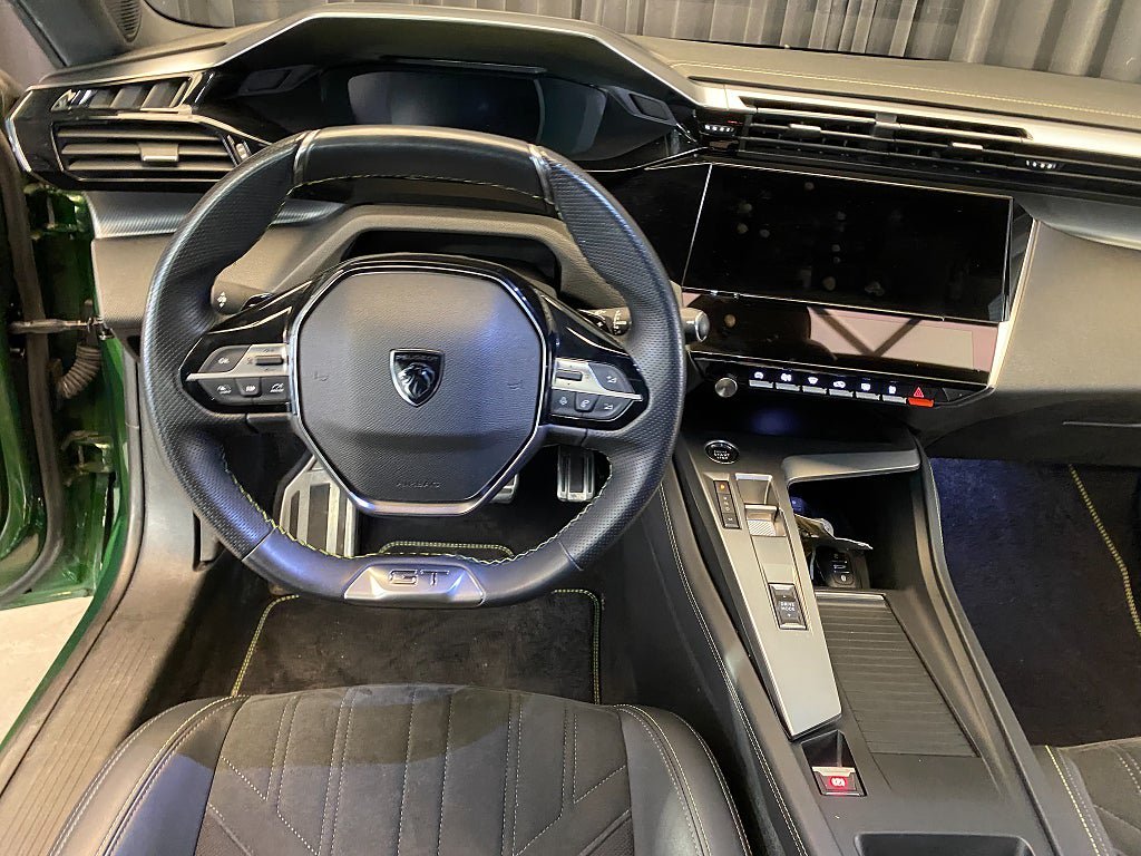 Vehicle Image 37
