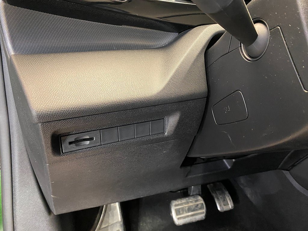 Vehicle Image 40